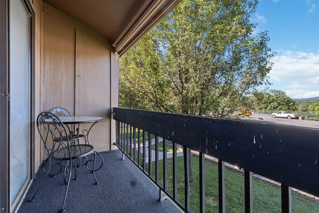 7-2 Woodson Bend Resort Bronston KY 42518