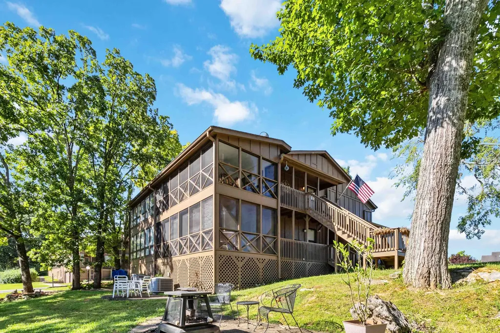 7-2 Woodson Bend Resort Bronston KY 42518