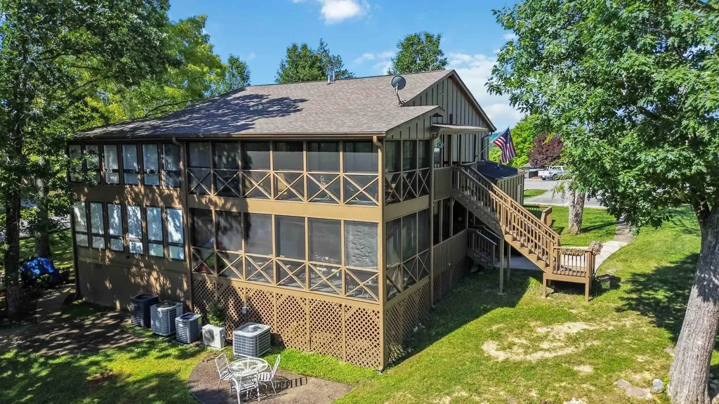7-2 Woodson Bend Resort Bronston KY 42518