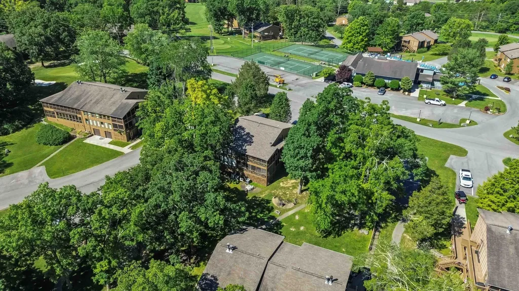 7-2 Woodson Bend Resort Bronston KY 42518