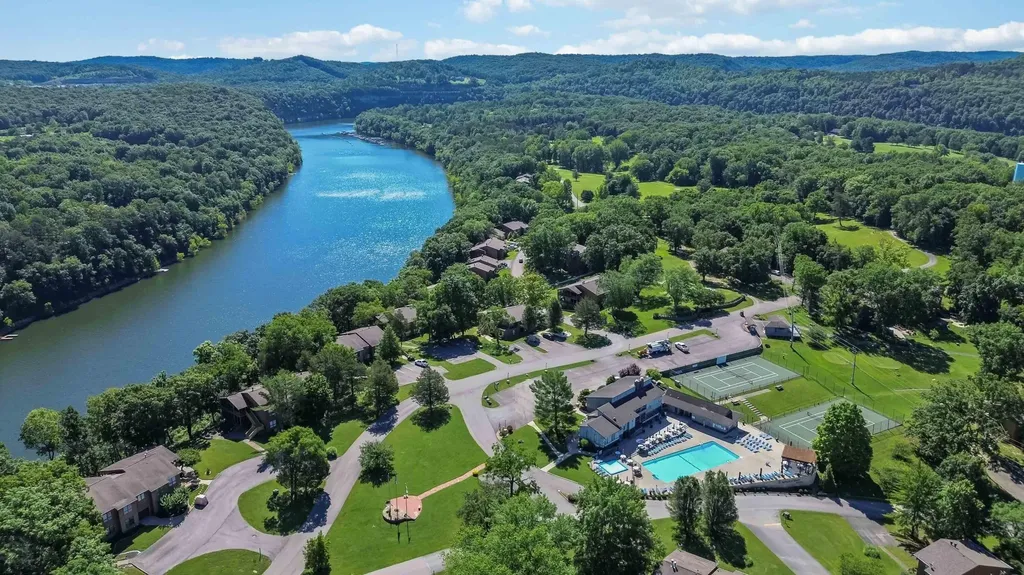 7-2 Woodson Bend Resort Bronston KY 42518