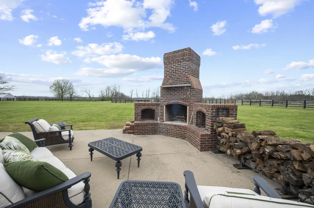 3600 Briar Hill Road Lexington KY 40516