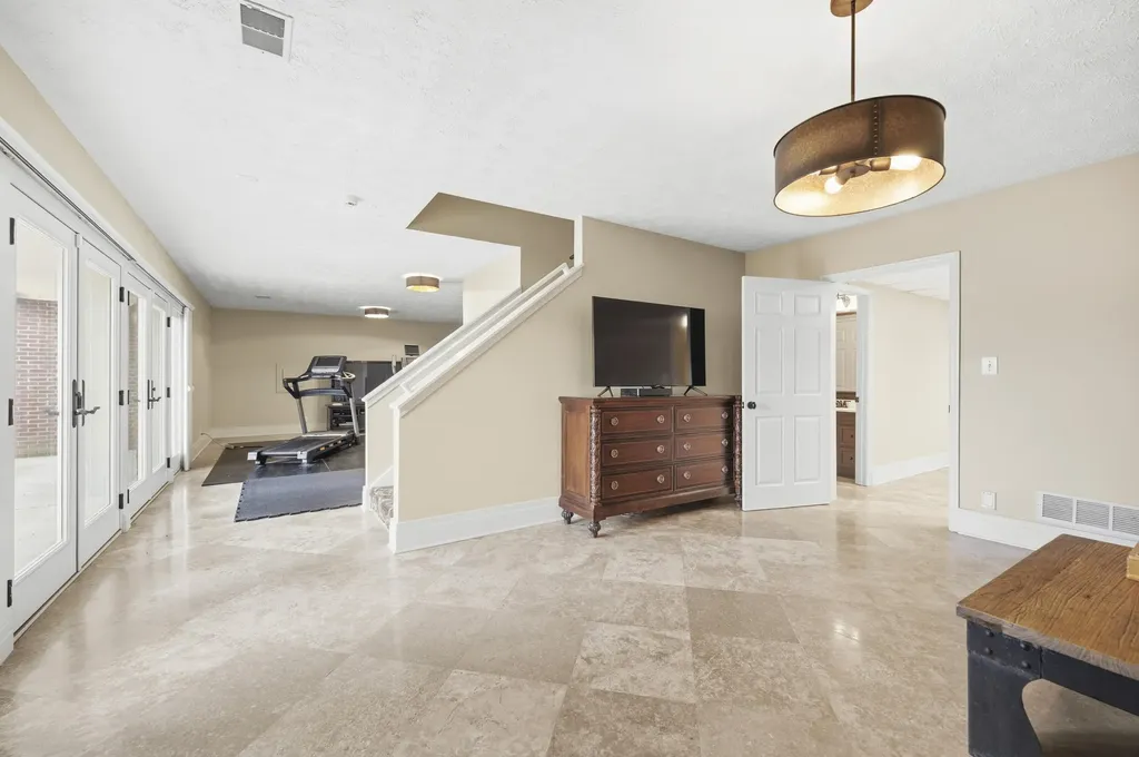 3600 Briar Hill Road Lexington KY 40516