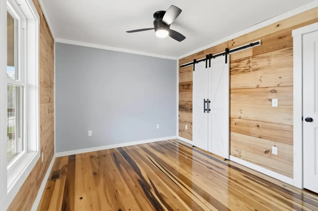 360 Pumpkin Creek Circle Jamestown KY 42629