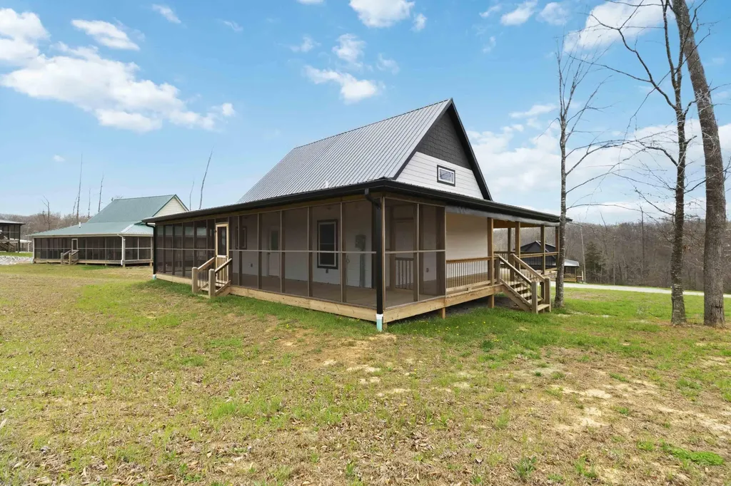 360 Pumpkin Creek Circle Jamestown KY 42629