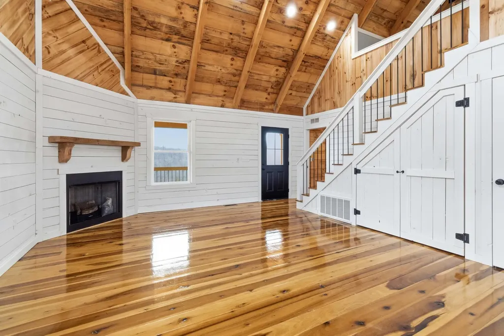 360 Pumpkin Creek Circle Jamestown KY 42629