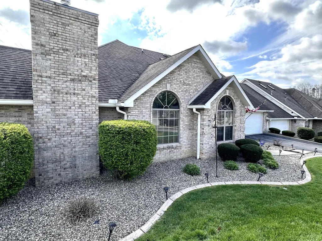 101 Village Drive Morehead KY 40351