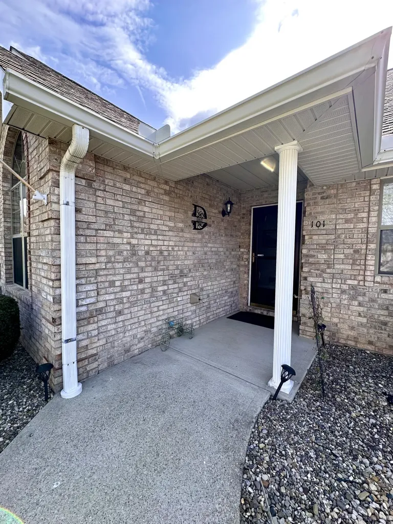 101 Village Drive Morehead KY 40351