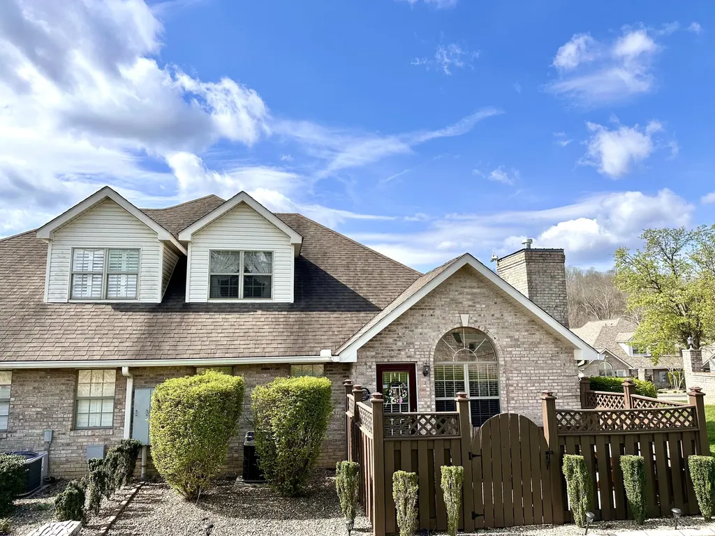 101 Village Drive Morehead KY 40351