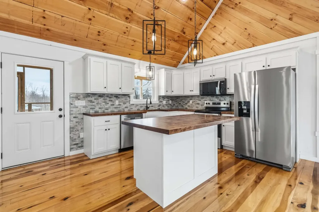 456 Pumpkin Creek Circle Jamestown KY 42629