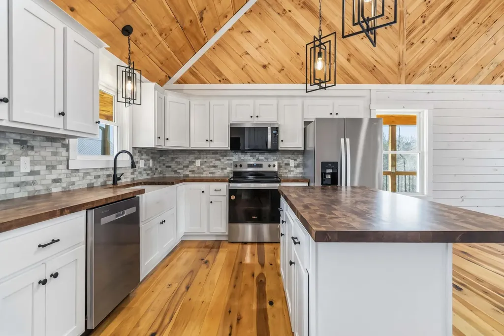456 Pumpkin Creek Circle Jamestown KY 42629