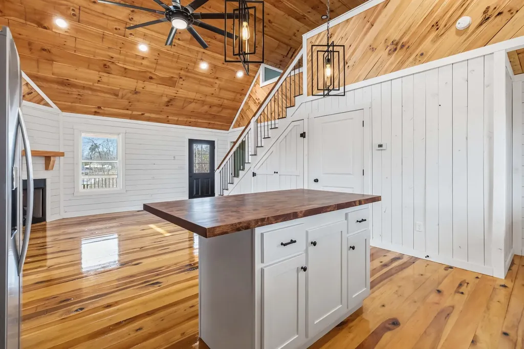 456 Pumpkin Creek Circle Jamestown KY 42629