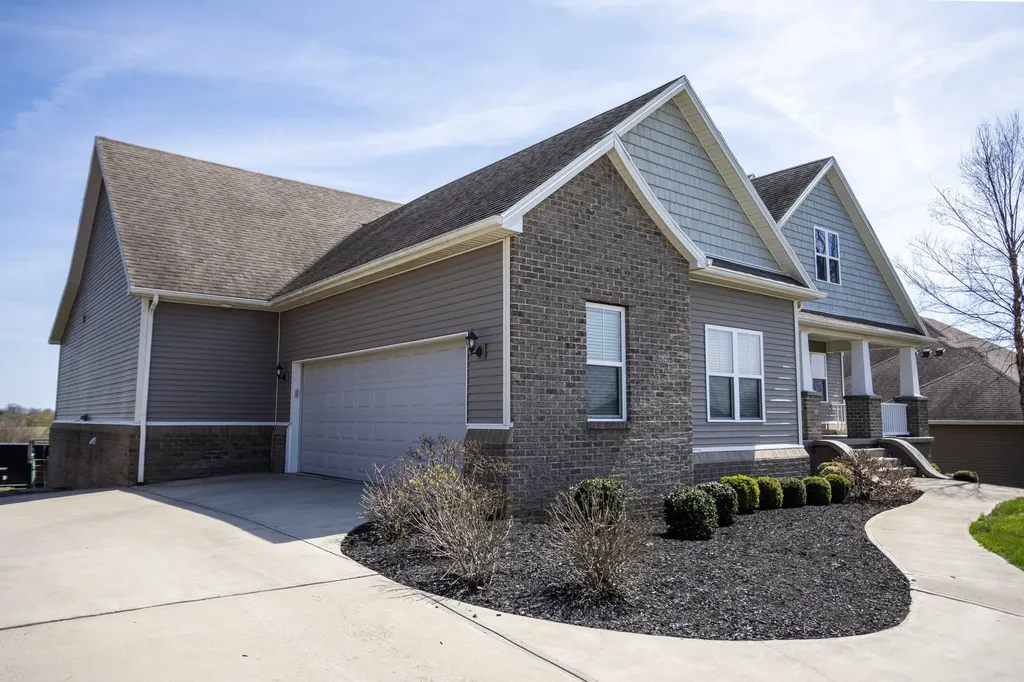 556 Earlymeade Drive Winchester KY 40391