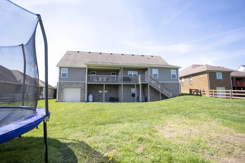 556 Earlymeade Drive Winchester KY 40391