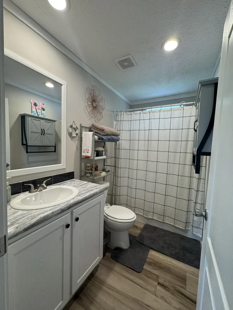 98 Brooks Lane Russell Springs KY 42642