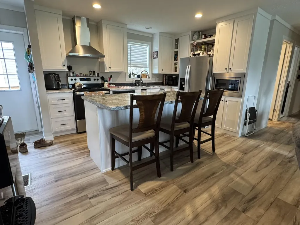 98 Brooks Lane Russell Springs KY 42642