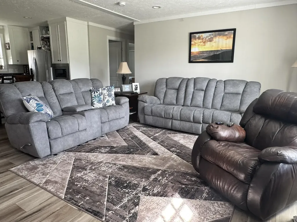 98 Brooks Lane Russell Springs KY 42642