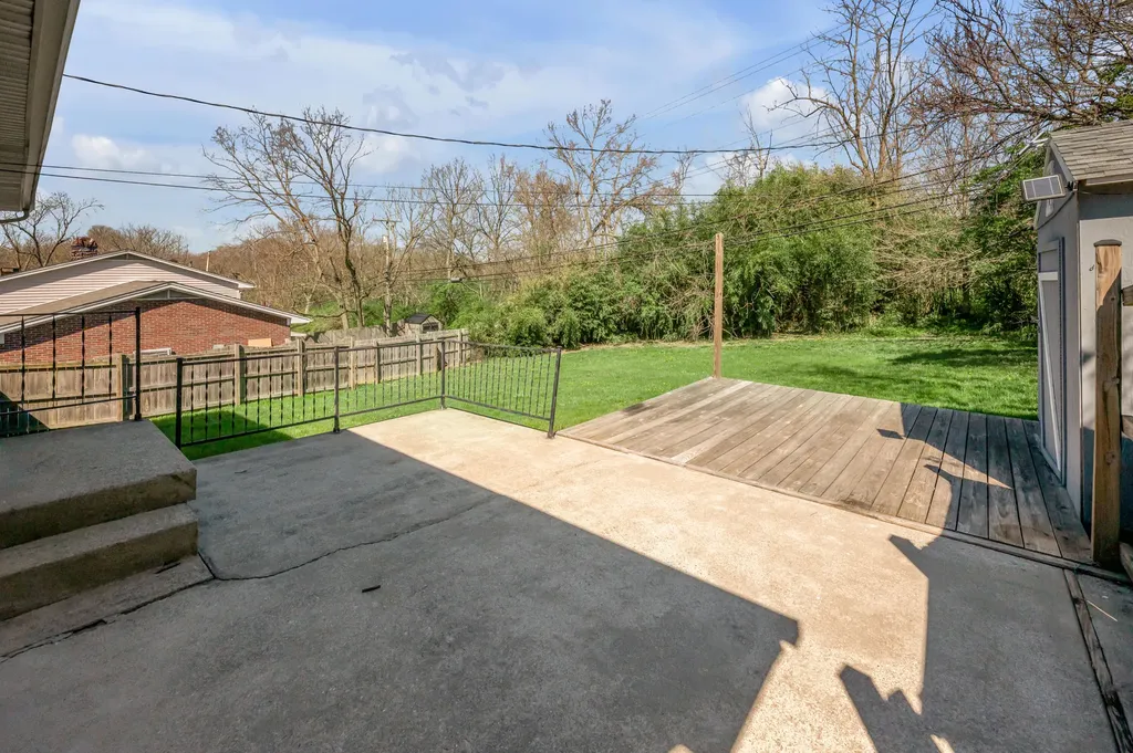 3339 Sutherland Drive Lexington KY 40517