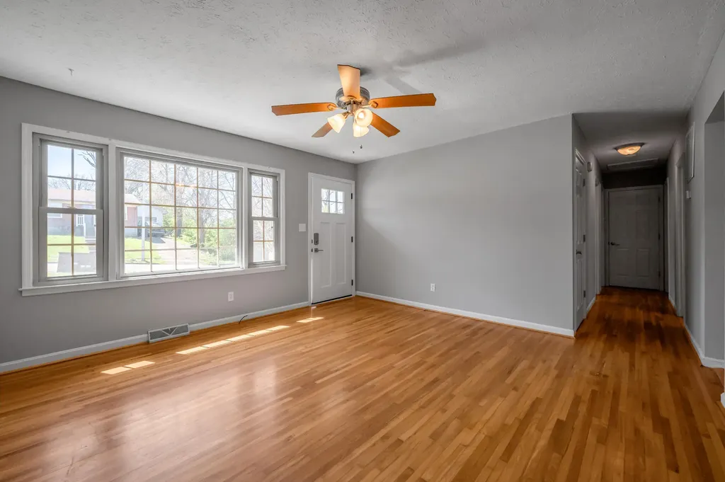 3339 Sutherland Drive Lexington KY 40517