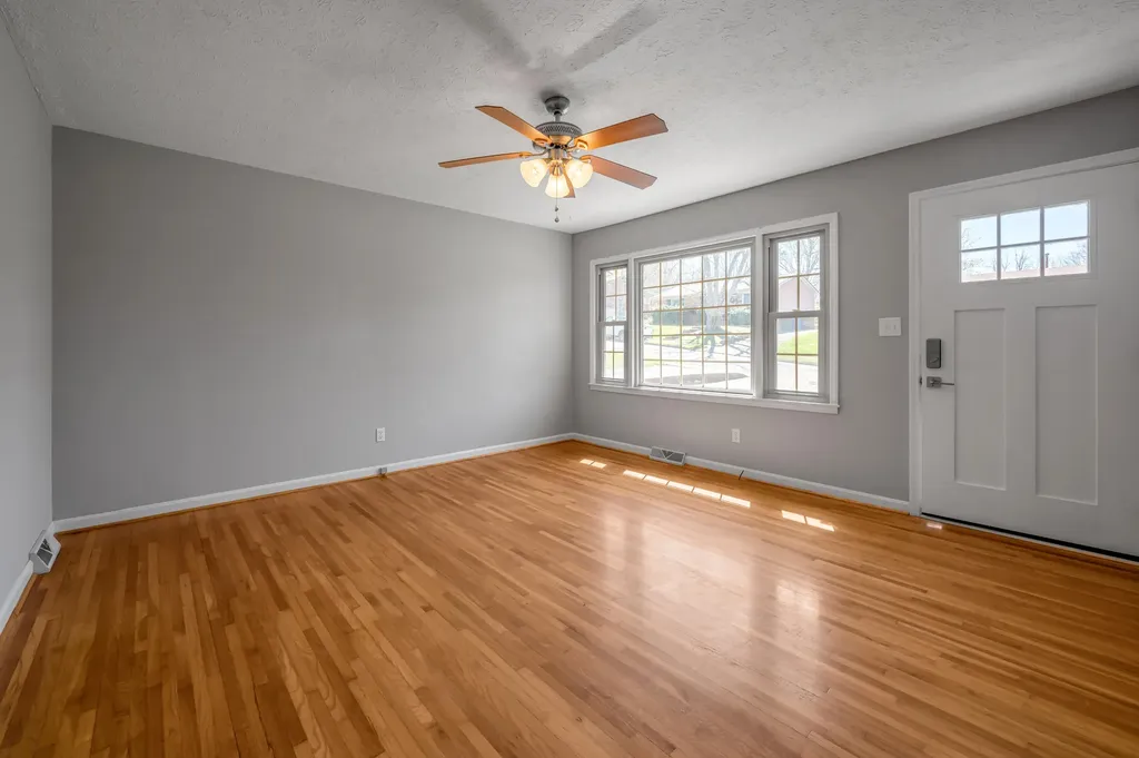 3339 Sutherland Drive Lexington KY 40517