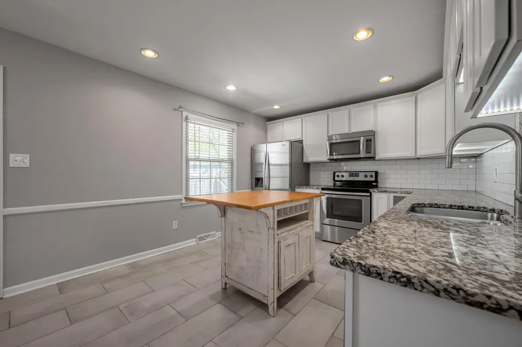 3339 Sutherland Drive Lexington KY 40517