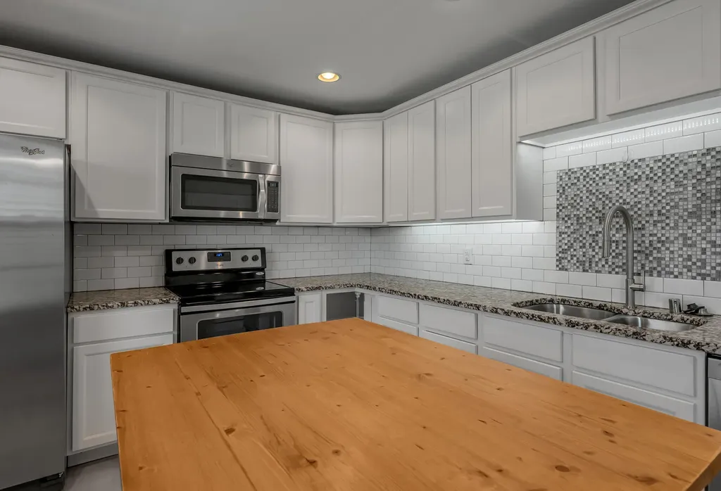 3339 Sutherland Drive Lexington KY 40517