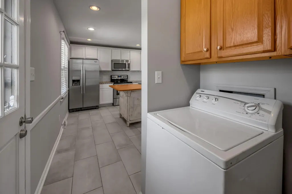 3339 Sutherland Drive Lexington KY 40517