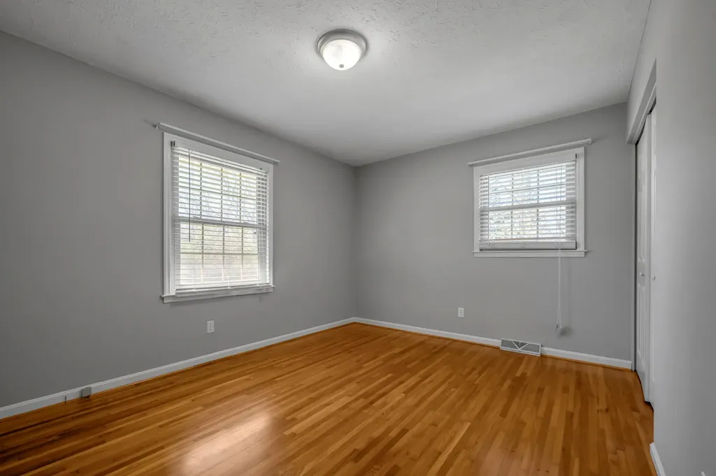 3339 Sutherland Drive Lexington KY 40517