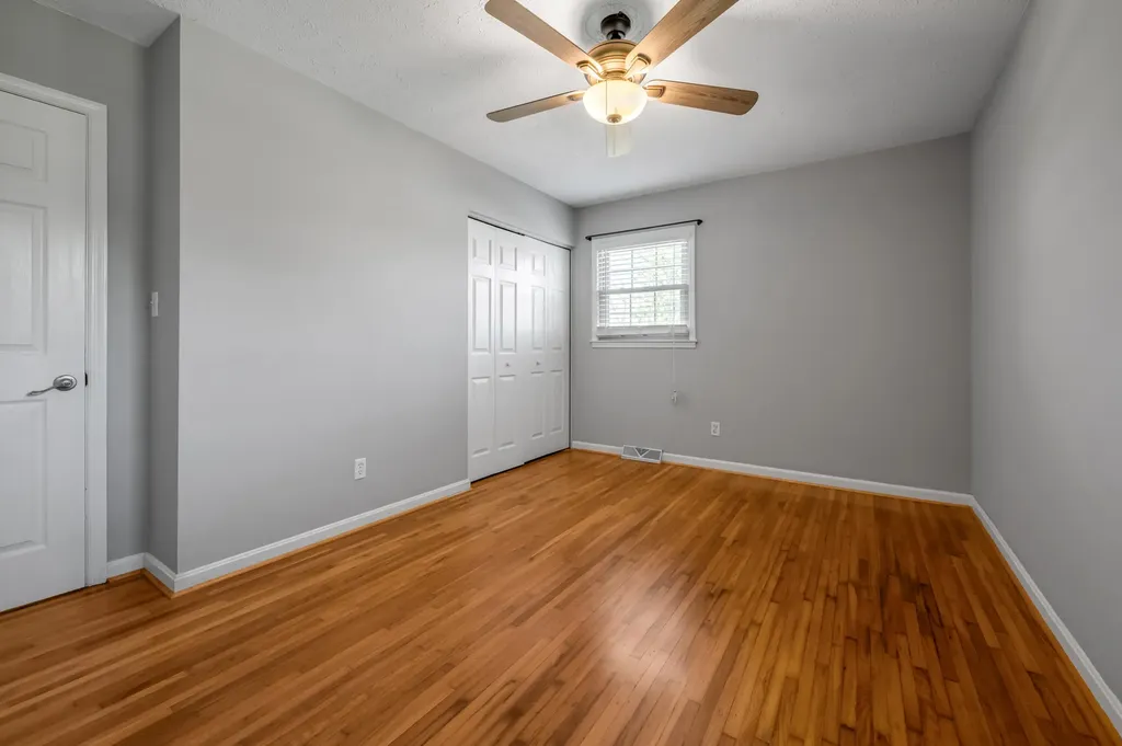 3339 Sutherland Drive Lexington KY 40517