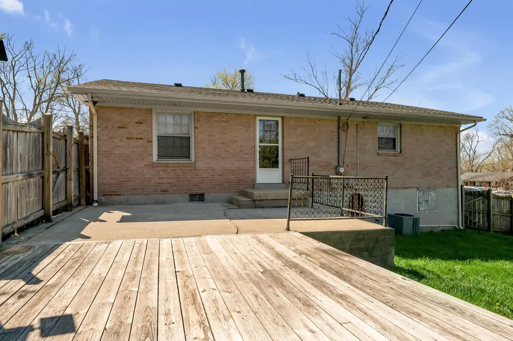3339 Sutherland Drive Lexington KY 40517