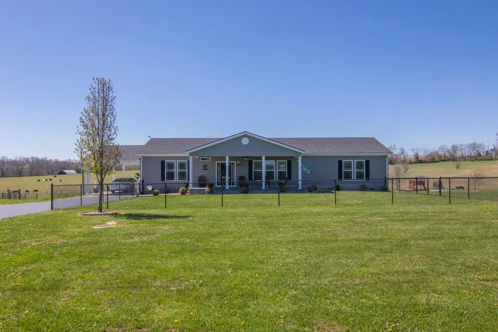 386 Oakland Lane Harrodsburg KY 40330