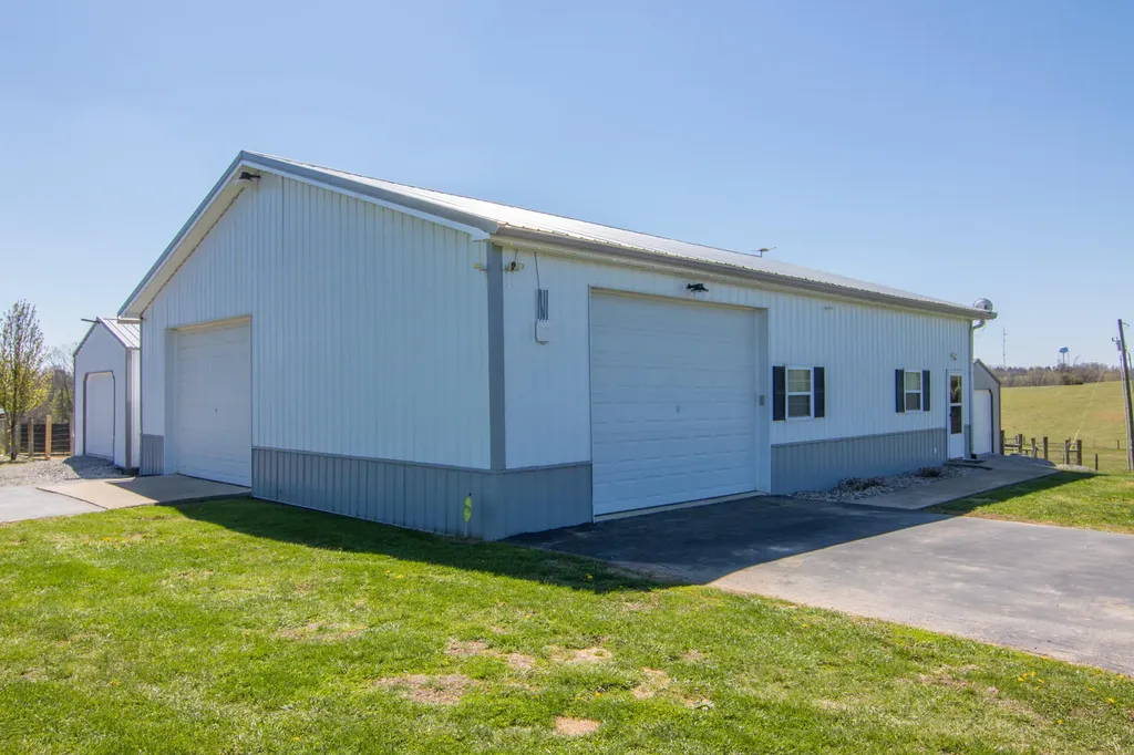386 Oakland Lane Harrodsburg KY 40330