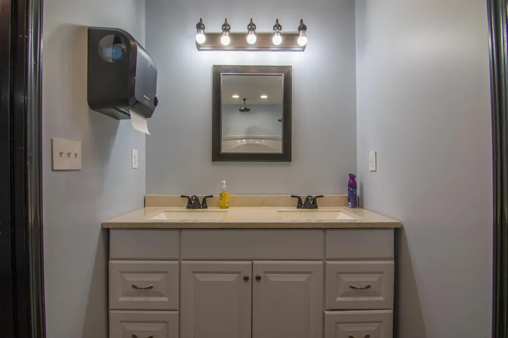 386 Oakland Lane Harrodsburg KY 40330