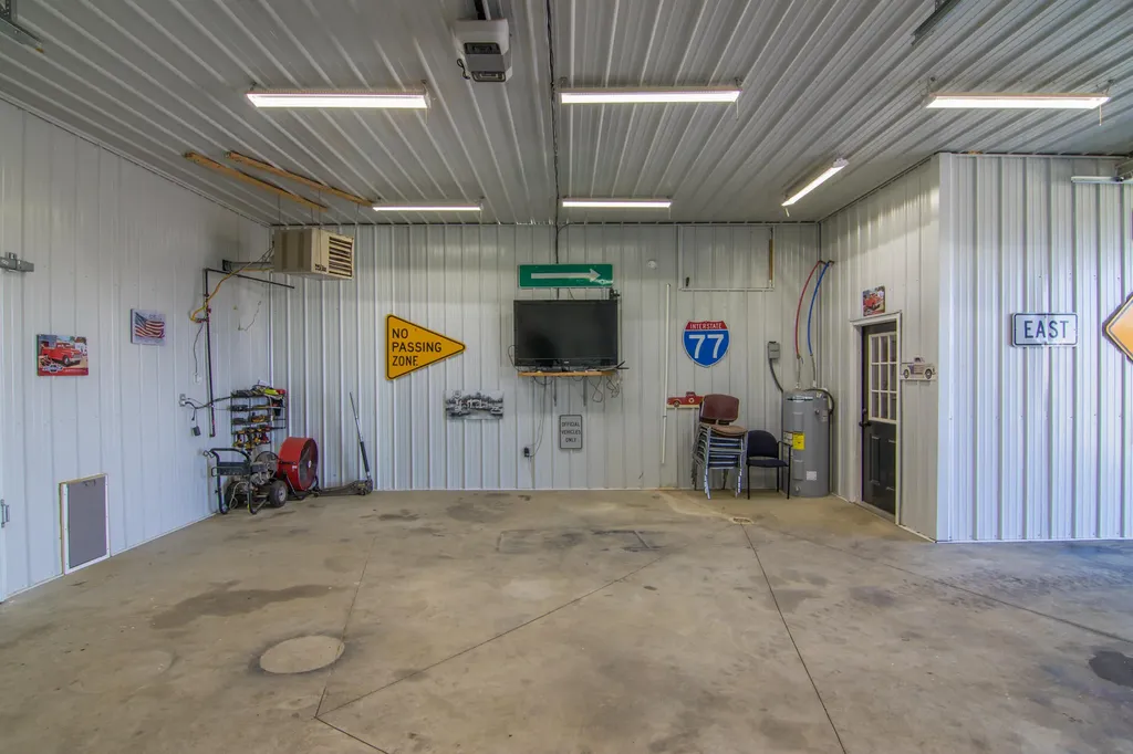 386 Oakland Lane Harrodsburg KY 40330