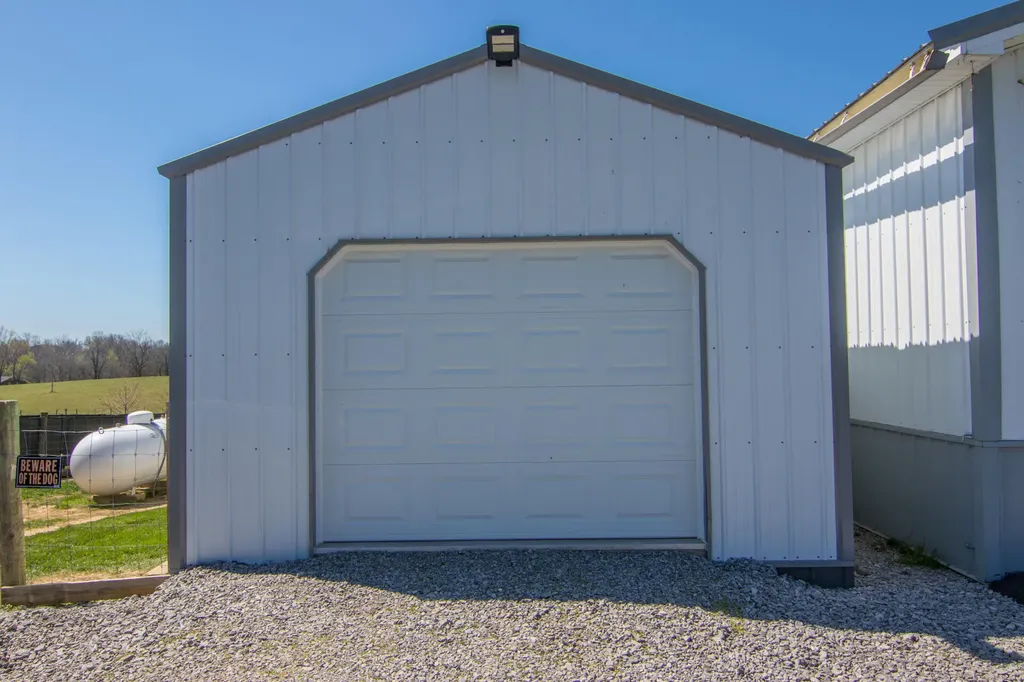 386 Oakland Lane Harrodsburg KY 40330