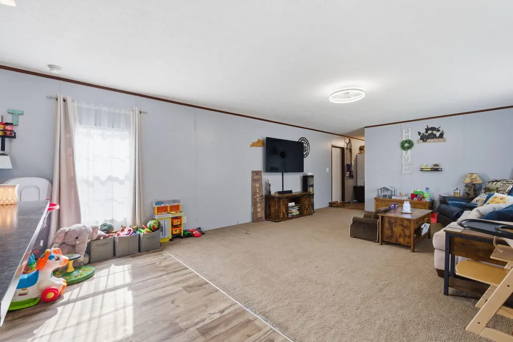 415 L E Junction Road Winchester KY 40391