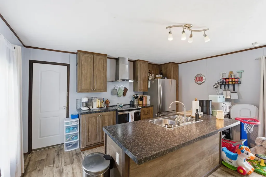 415 L E Junction Road Winchester KY 40391