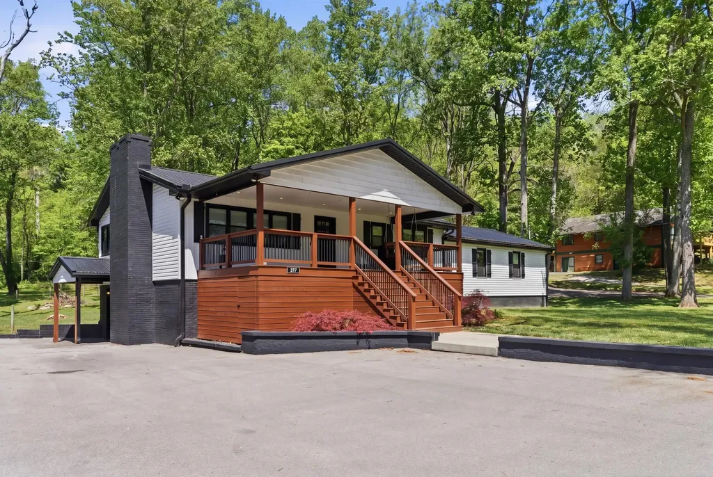 597 Herrington Haven Road Lancaster KY 40444