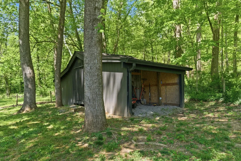 597 Herrington Haven Road Lancaster KY 40444