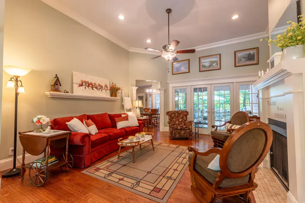 1560 Bell Phipps Road Monticello KY 42633