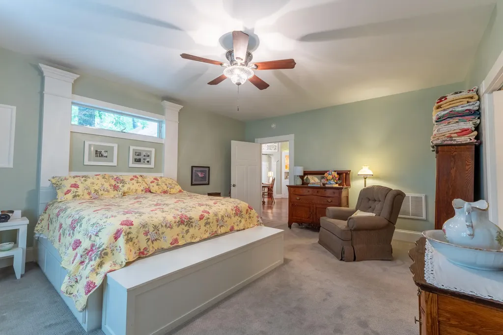 1560 Bell Phipps Road Monticello KY 42633