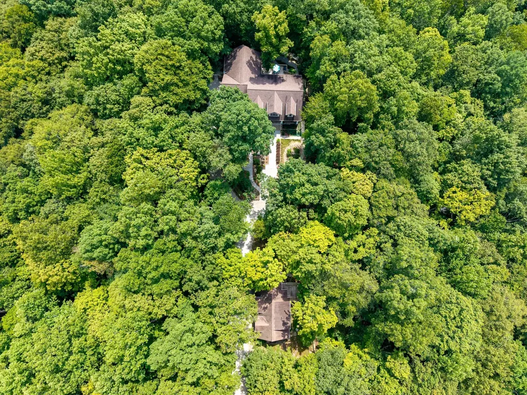 1560 Bell Phipps Road Monticello KY 42633