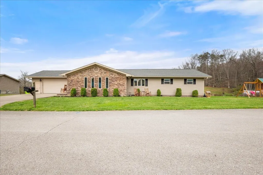 61 Cayenne Lane London KY 40741