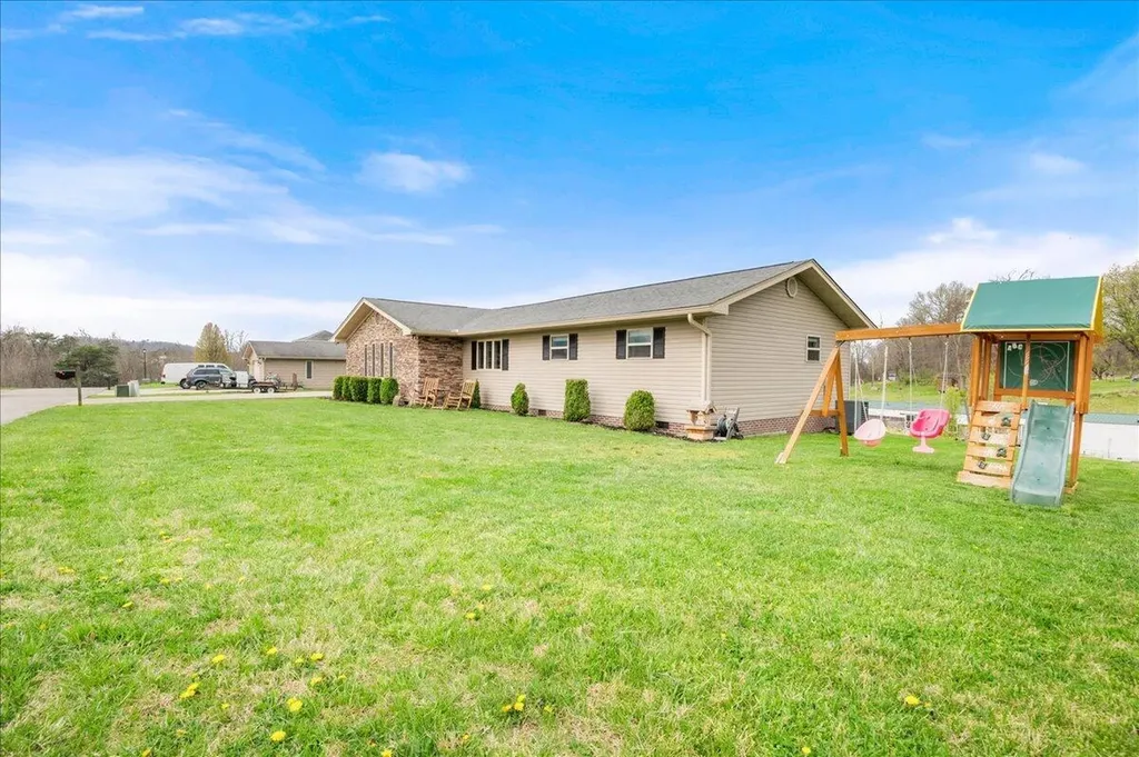 61 Cayenne Lane London KY 40741