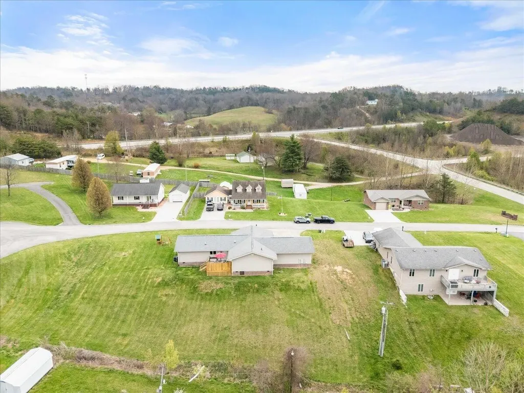 61 Cayenne Lane London KY 40741