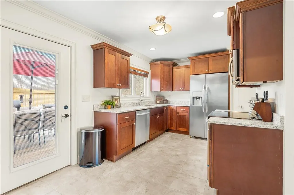 61 Cayenne Lane London KY 40741