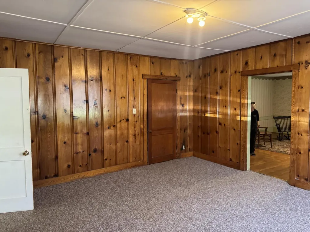 3859 Millersburg Ruddles Mill Road Paris KY 40361