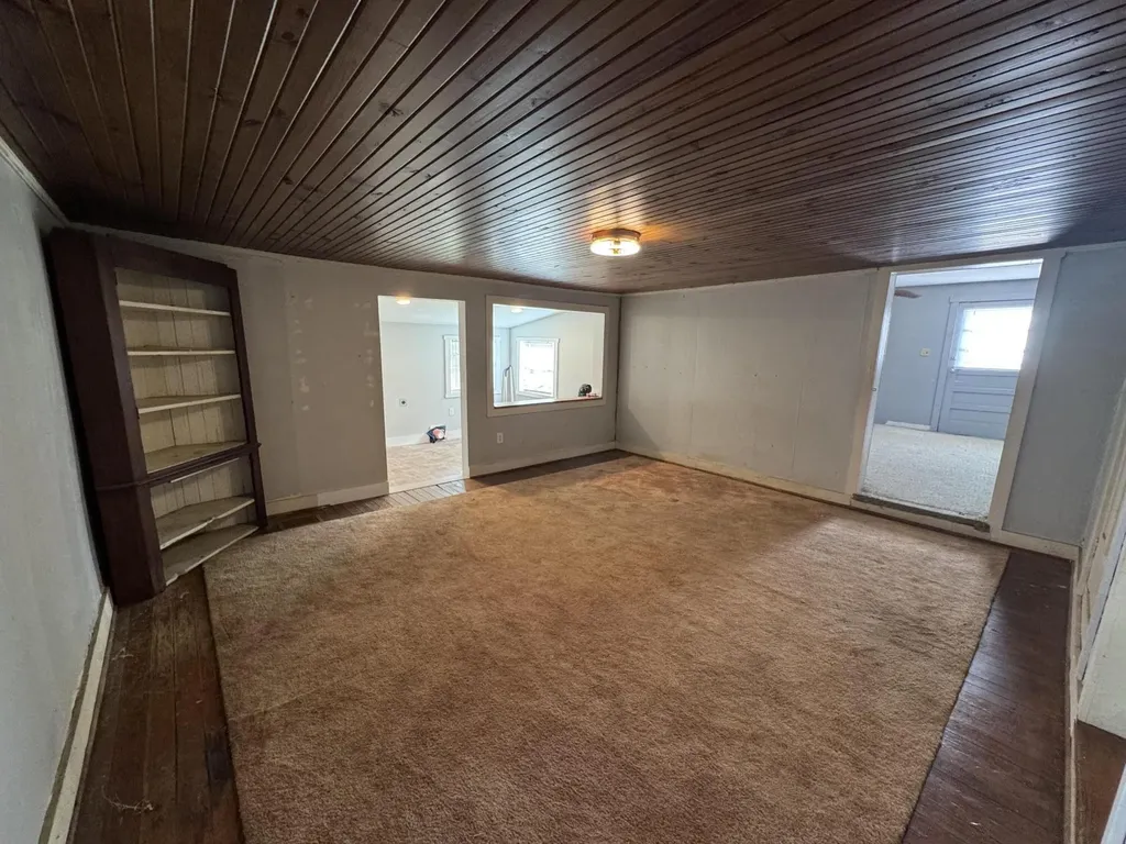 3859 Millersburg Ruddles Mill Road Paris KY 40361