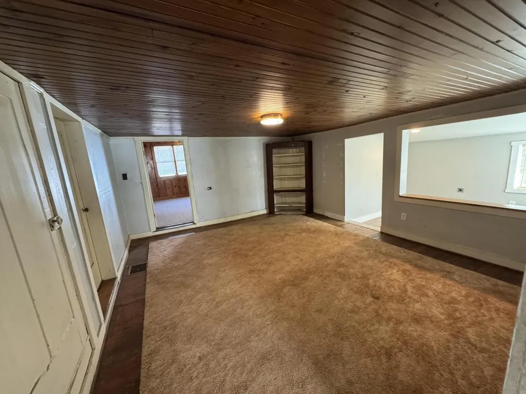 3859 Millersburg Ruddles Mill Road Paris KY 40361