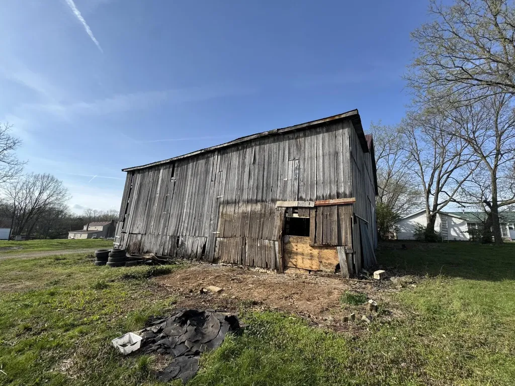 3859 Millersburg Ruddles Mill Road Paris KY 40361